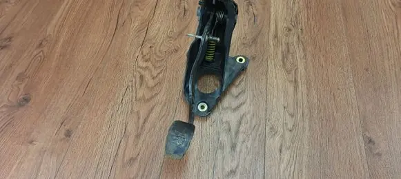 Renault Vel Satis Clutch pedal 8200517928