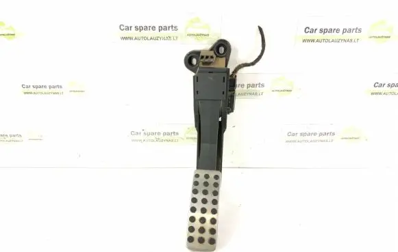 Mercedes-Benz R W251 Accelerator throttle pedal 1643000104 1643000004