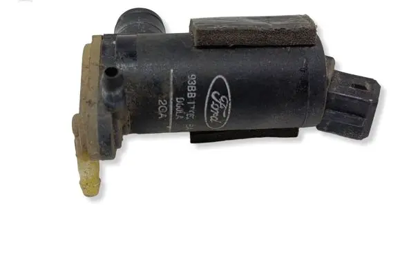 Ford Focus Windscreen/windshield washer pump 93BB17K62BA
