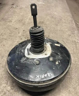 Renault Trafic II (X83) Brake booster 8200506830 93857441 820050683