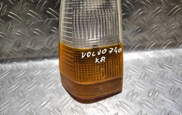 Volvo 740 Front indicator light