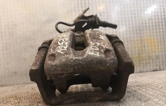 Volkswagen Eos Rear brake caliper