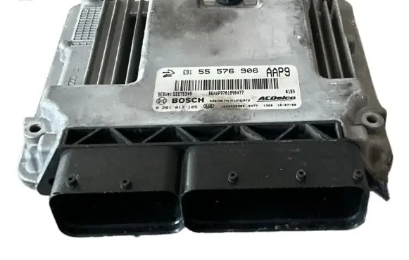 Opel Insignia A Engine control unit/module 0281017105 55576906 55576906AAP9
