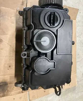Volkswagen PASSAT B6 Engine head 