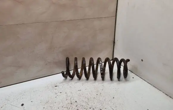 KIA Carens II Rear coil spring