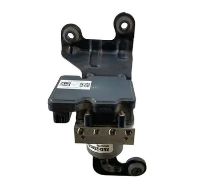 Chrysler Pacifica ABS Pump 68577676AA P68577676AA