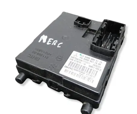 Mercedes-Benz E W213 Fuel pump relay A0009003113 A0009017606 5HB01327014
