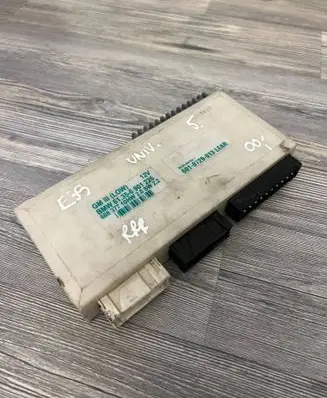 BMW 5 E39 Comfort/convenience module 6901226 61356901226 60837710HW