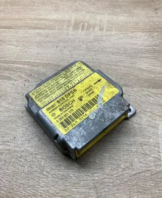 Mitsubishi Space Star Airbag control unit/module MR587815 0285001379