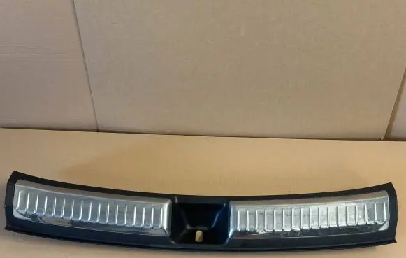 Mercedes-Benz GLE W167 Tailgate/boot lid lock trim A1676902802