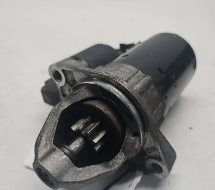 Mercedes-Benz C W203 Starter motor A0051513901