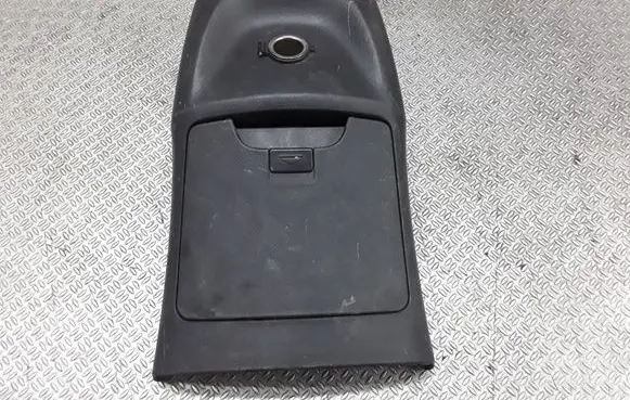 Hyundai Tucson JM Other interior part 846912E000