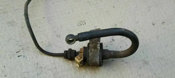Volkswagen Scirocco Fuel pressure regulator 049906267 0280150302