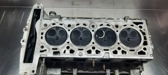 Opel Vectra C Engine head 