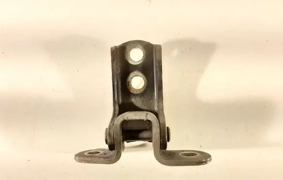 Toyota Corolla E120 E130 Front door upper hinge