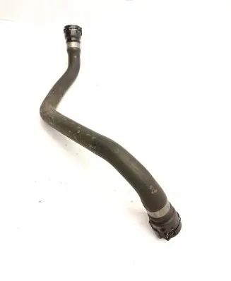 Coolant pipe/hose