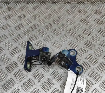 Tesla Model Y Rear door hinge set 149749500C 149749400C