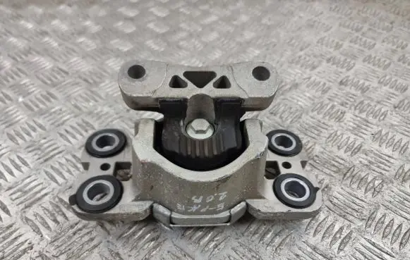 Jaguar E-Pace Engine mount bracket