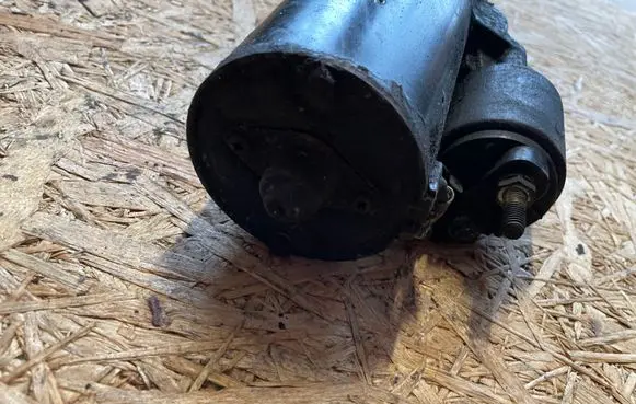 Audi A6 S6 C5 4B Starter motor