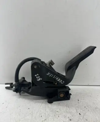 Chrysler Pacifica Accelerator throttle pedal