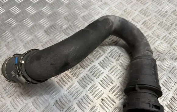 Land Rover Range Rover Velar Intercooler hose/pipe HK836N650AC