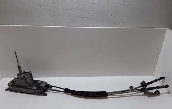 Volkswagen Touran I Gear shifter/selector 1K0711091A