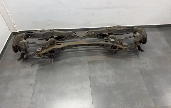 Volkswagen Tiguan Rear axle beam 