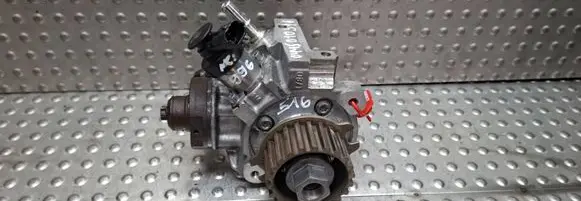 Peugeot 208 Fuel injection high pressure pump S25053996 0445010516