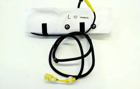 Nissan Leaf II (ZE1) Seat airbag 0589P1000717