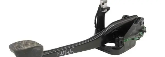 Mercedes-Benz B W246 W242 Brake pedal A2462900401