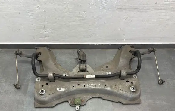 Renault Clio IV Front subframe 