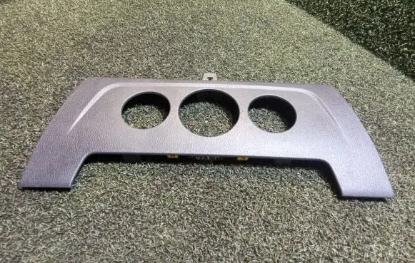 Renault Master III Dashboard glove box trim 682605388R 682606899R