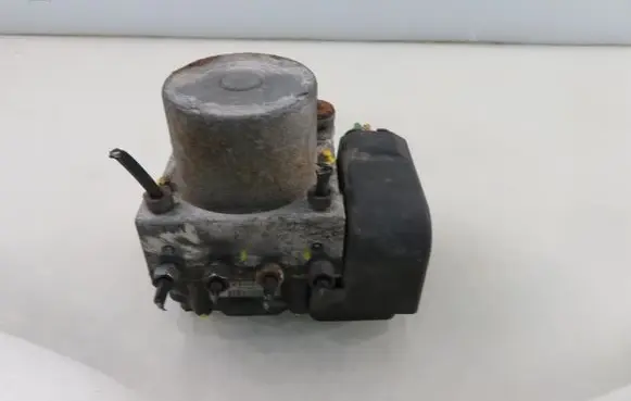 Citroen Berlingo ABS Pump 0265800861 9666098780 0265232398