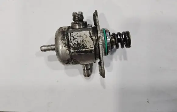 Porsche Boxster 982 Fuel injection high pressure pump 9A211031502 9A2110315BX 9A211031501
