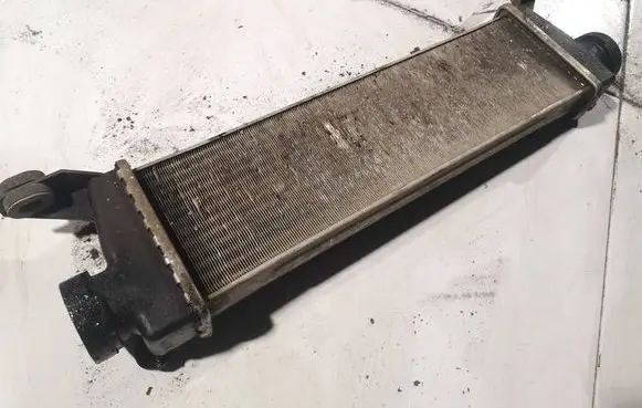 Mercedes-Benz A W168 Intercooler radiator a1685000000 01009990020