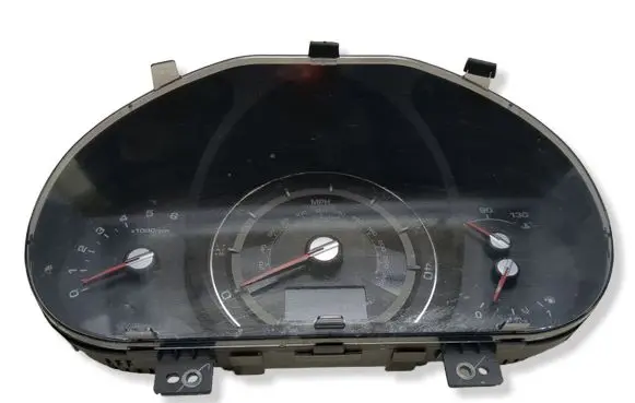 KIA Sportage Speedometer (instrument cluster) 940013U015