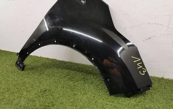 Renault Captur Fender 631001642R