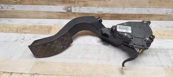 Audi A6 S6 C5 4B Accelerator throttle pedal 8D1721523F 6PV00837603 8D1721523