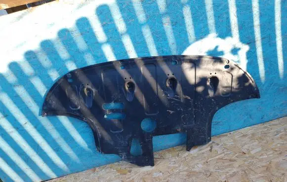 KIA Pro Cee'd III Engine splash shield/under tray 29110-J7301