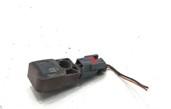 Opel Corsa E Airbag deployment crash/impact sensor 13583353