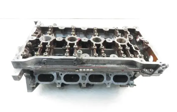 Audi A4 S4 B6 8E 8H Engine head 06B103127P 06B103373AM