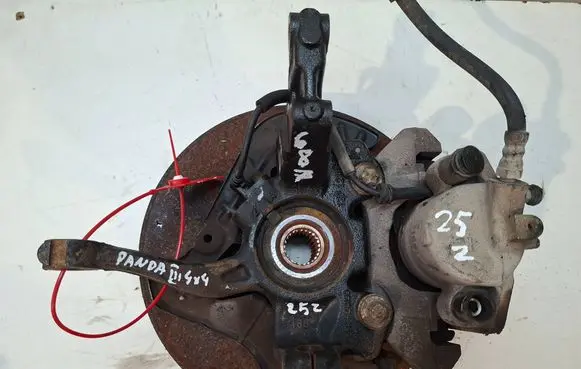 Fiat Panda III Front wheel hub spindle knuckle S27647687