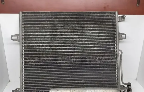 Mercedes-Benz ML W164 A/C cooling radiator (condenser) A2515000054