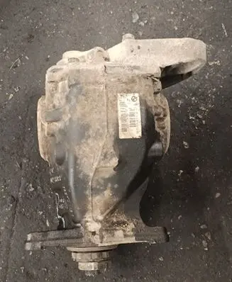 BMW X3 F25 Rear differential 759200508 7592005