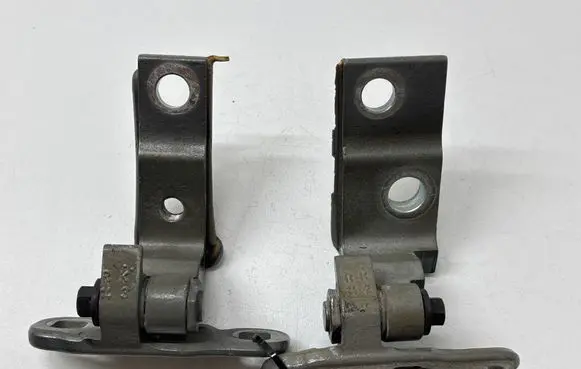 Volvo S60 Front door hinge set 31457959 31457957