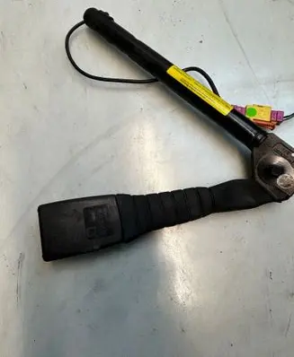 Opel Vectra C Front seatbelt buckle 13127948F