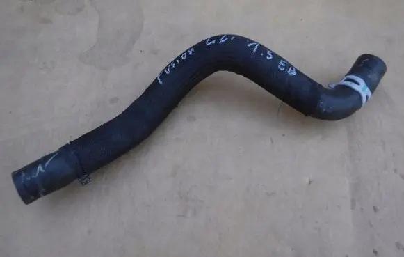 Ford Fusion II Engine coolant pipe/hose