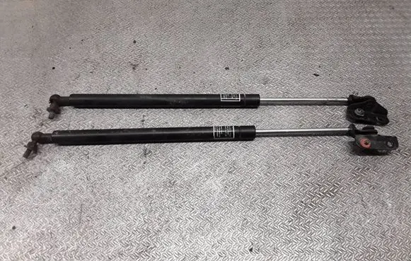Subaru Forester SH Front bonnet/hood damper/strut