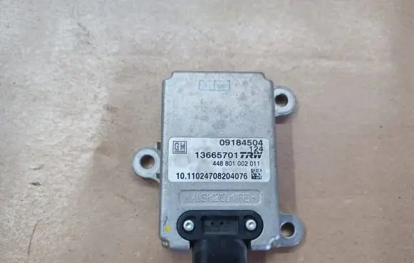 Opel Signum ESP acceleration yaw rate sensor 13665701