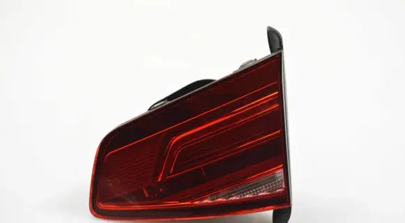 Volkswagen PASSAT B8 Tailgate rear/tail lights 3G5945094C